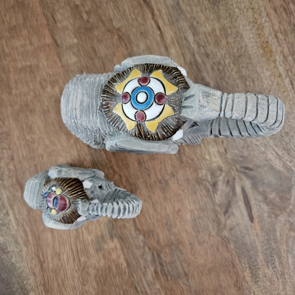 Artesania Rinconada Clay Elephant Figures Vintage Set Of 2 - Picture 3 of 15